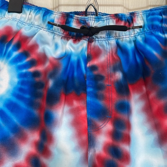 Hurley size medium (10 - 12 years) swim shorts. Mesh lining inside. - Picture 4 of 11